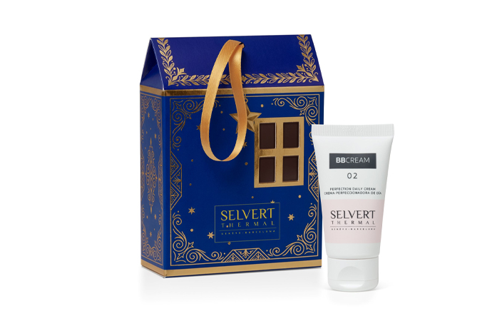 1VA089 ST XMAS House BB Cream